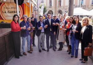 La Plaza Vieja se convierte en el escaparate de la cerveza artesana este fin de semana